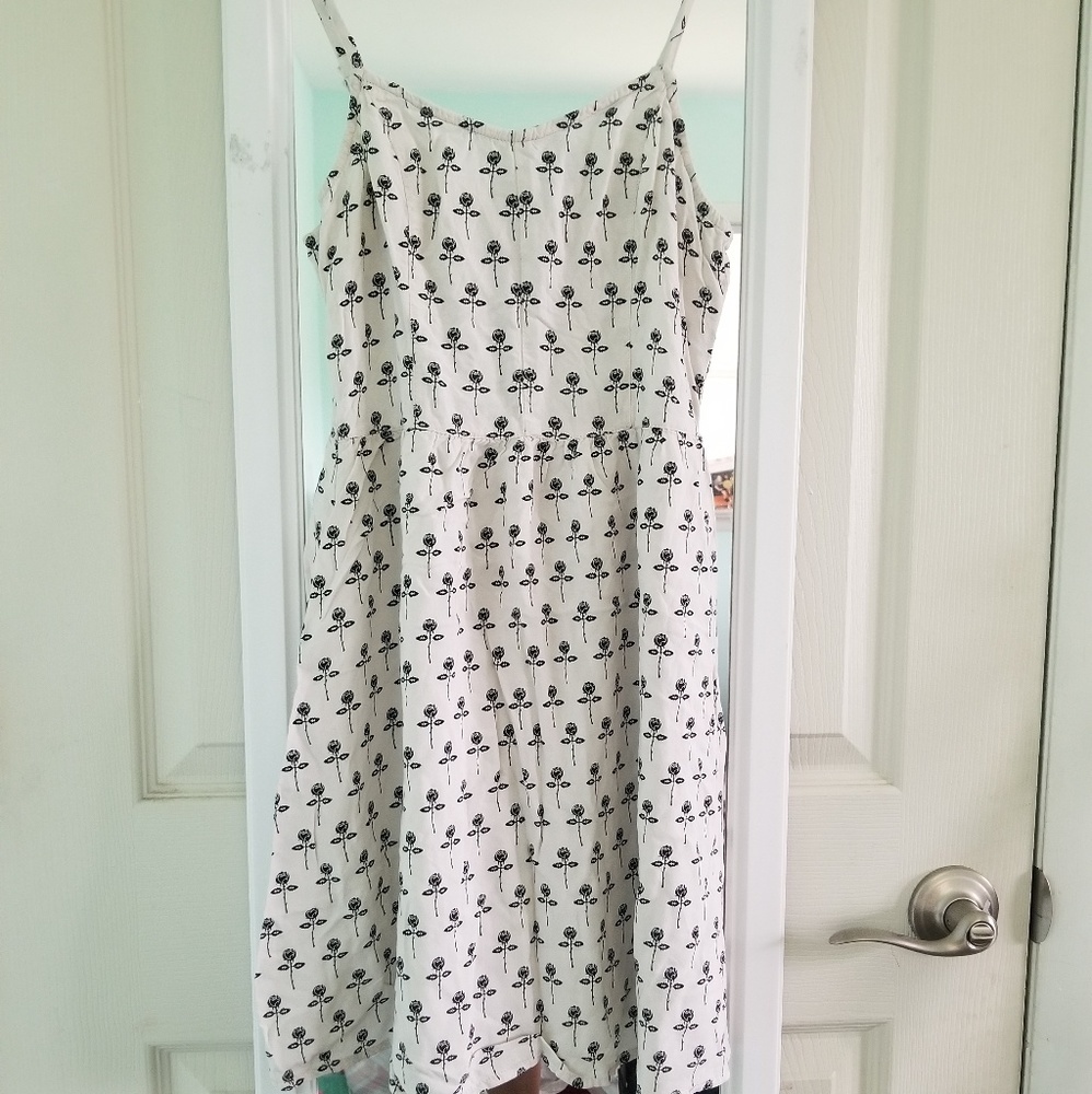 🌟3/$10 H&M White Summer Dress🌟